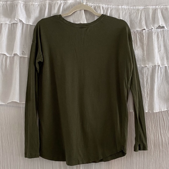 💖 3 for $35 PINK Victoria's Secret Olive Green Long Sleeve T-Shirt - Picture 2 of 3